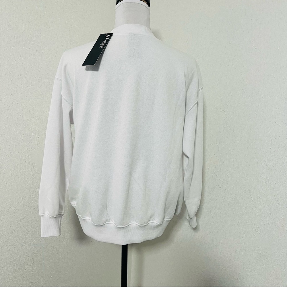 MESSI Girls XL White Graphic Crewneck Soccer Sweater NWOT Streetwear Casual - Picture 3 of 8